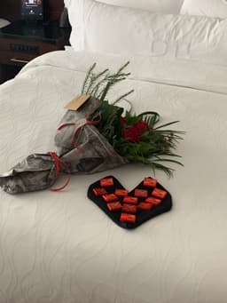 A profile image of Rox Godro