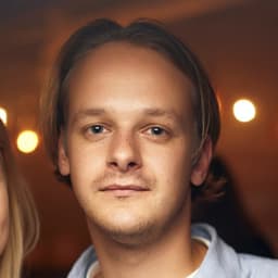 A profile image of Yaroslav Lehenchuk | CMO