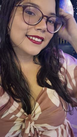 A profile image of Cynara Maíra