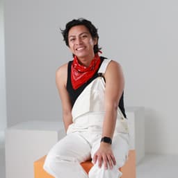 A profile image of Luis Tun