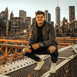 A profile image of Rhett Coots