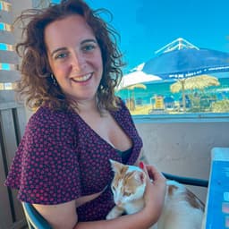 A profile image of Rebecca Bron