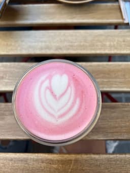 A profile image of Strawberry Coffee