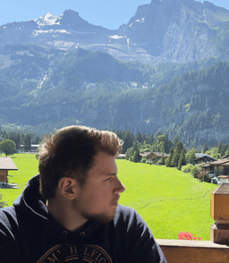 A profile image of Dr. Tarek