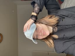 A profile image of Laura Afso 🧸