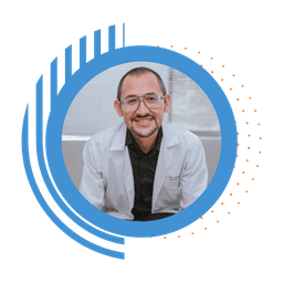 A profile image of Dr. Felipe Díaz