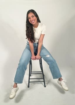 A profile image of Shelby Barillas | Graphic Designer