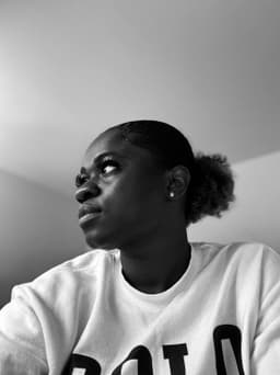 A profile image of Beezy