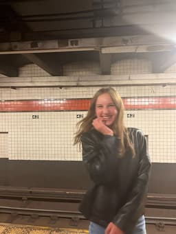 A profile image of bridget