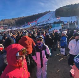 A profile image of Julia