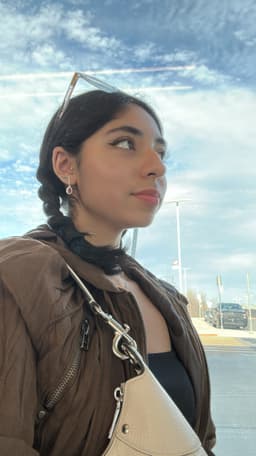 A profile image of Gabriela BM