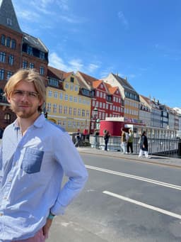 A profile image of charlie