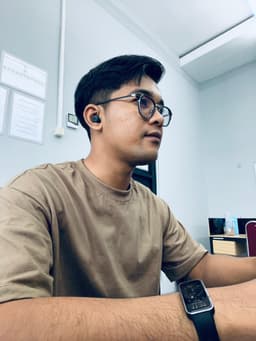 A profile image of ekayasapadma