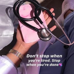 A profile image of Dr.Amoula🩺🩷✨