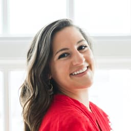 A profile image of Kasia Manolas