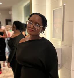 A profile image of Jenn