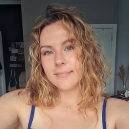 A profile image of Chrissie | the PhDiaries