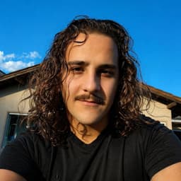 A profile image of Mayron