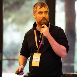 A profile image of Alvaro