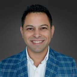 A profile image of Carlos Ayala