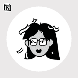 A profile image of Paola Angelina