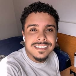 A profile image of Dylan Fernandes