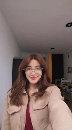 A profile image of Designs by Giee