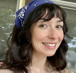 A profile image of Cheekie Warehouse