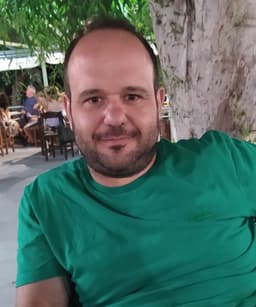 A profile image of Theodore