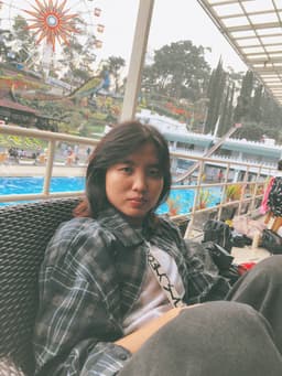 A profile image of Nadia