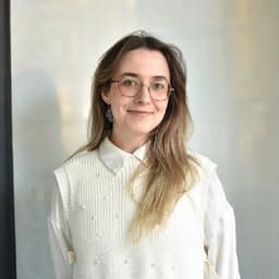 A profile image of Donika