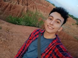 A profile image of Yoselun