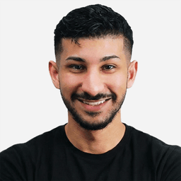 A profile image of Jay Luciano