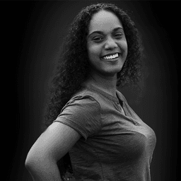 A profile image of Nikki Bell