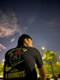 A profile image of Dennis