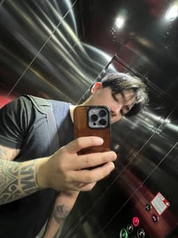 A profile image of Bess.schy