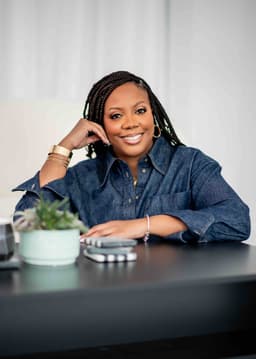 A profile image of Sierra C