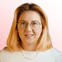 A profile image of Oksana Zabudska🔻BLOG MONETIZATION