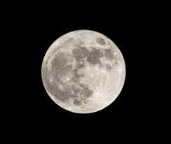 A profile image of V3r0