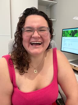 A profile image of Ale Tello