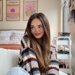 A profile image of Alexa Raye