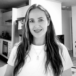 A profile image of Anna Stevenson