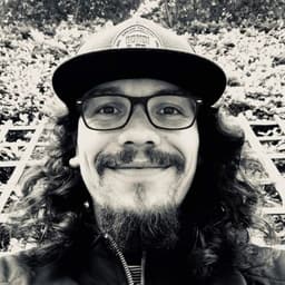 A profile image of Carlos Julián Sánchez Romero