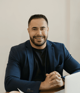 A profile image of Adriano Matos