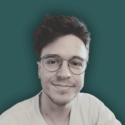 A profile image of Garry