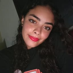 A profile image of Isis Lavor 👾