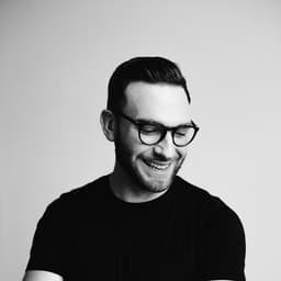 A profile image of Lucas's notions