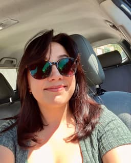 A profile image of opheliedl