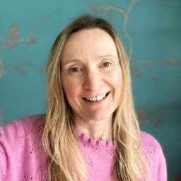 A profile image of Sue Moore