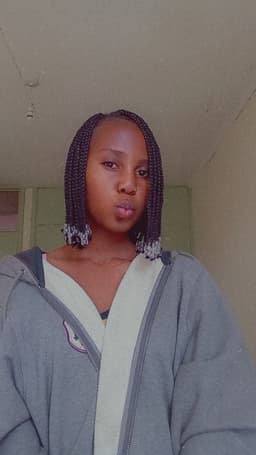 A profile image of Sarah Yulie